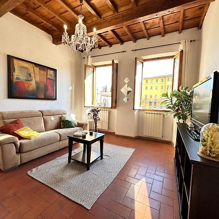 شقة Luxurious View On Santa Croce فلورنس المظهر الخارجي الصورة
