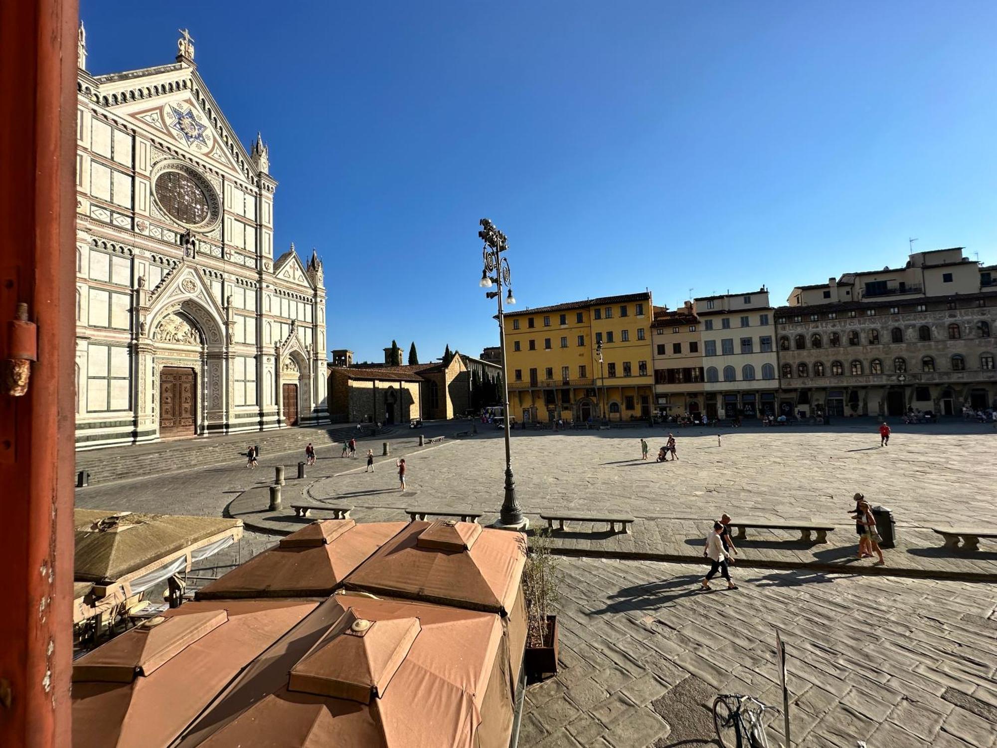 شقة Luxurious View On Santa Croce فلورنس المظهر الخارجي الصورة